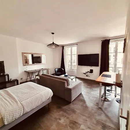 De L'hotel De Apartment *